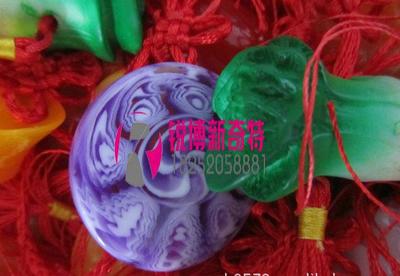 地攤經濟新寵 蜜蠟香石與非洲香石的夏季熱銷秘訣